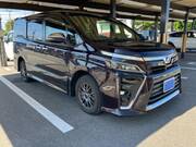 2018 TOYOTA VOXY