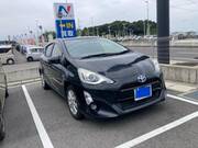 2015 TOYOTA AQUA