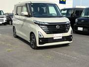 2023 NISSAN ROOX