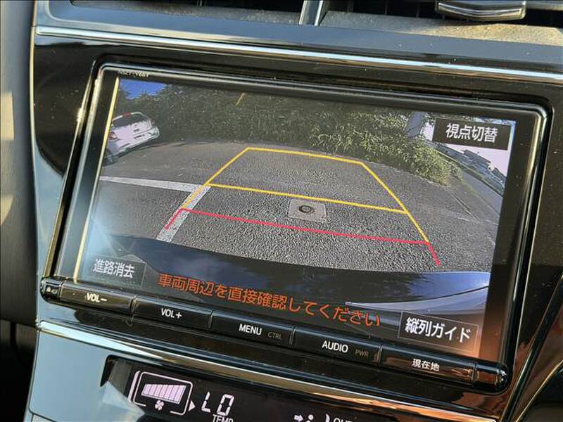 2017 TOYOTA PRIUS ALPHA for sale - photo 4