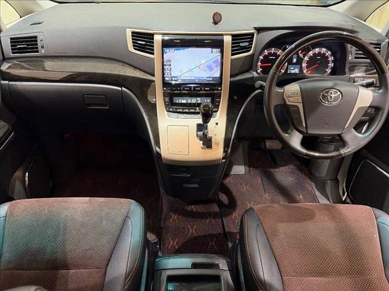 2013 TOYOTA ALPHARD for sale - photo 4