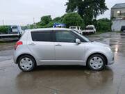 2009 SUZUKI SWIFT XG