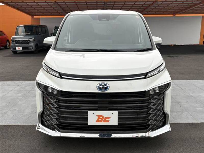 2023 TOYOTA VOXY for sale - photo 10