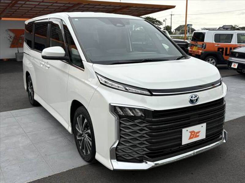 2023 TOYOTA VOXY for sale - photo 11