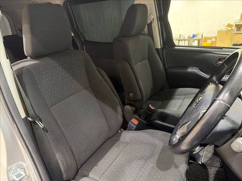 2016 TOYOTA NOAH for sale - photo 10