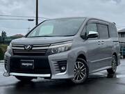 2017 TOYOTA VOXY