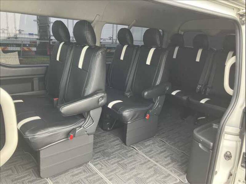 2017 TOYOTA HIACE WAGON GL for sale - photo 9
