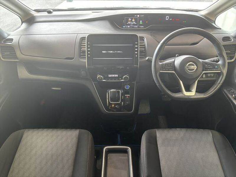 2020 NISSAN SERENA for sale - photo 4