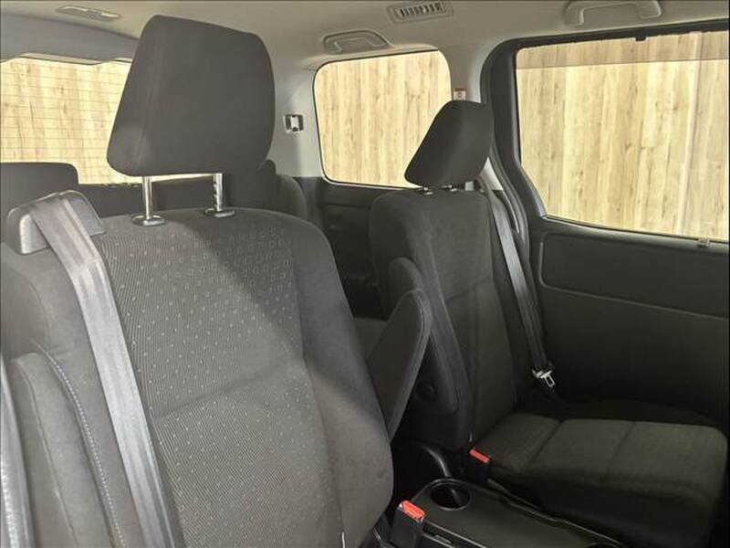 2016 TOYOTA VOXY for sale - photo 11