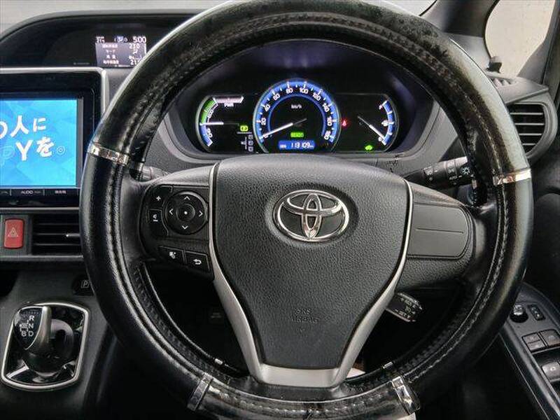 2015 TOYOTA VOXY V for sale - photo 11