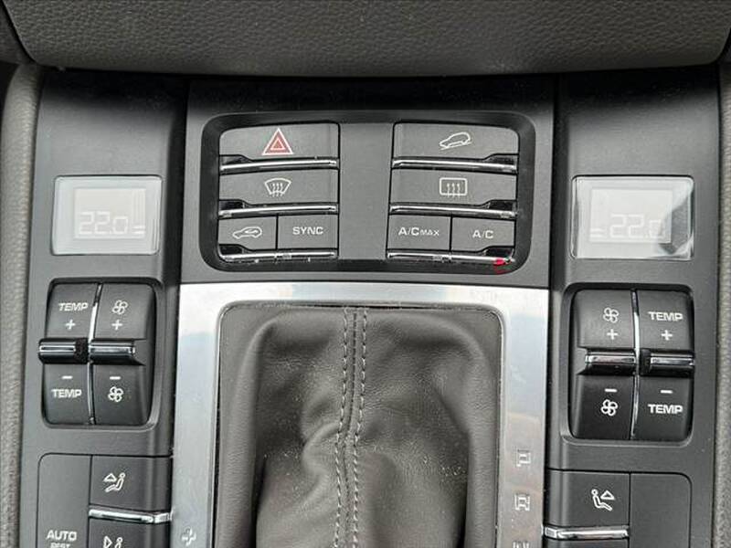 2016 PORSCHE MACAN for sale - photo 5