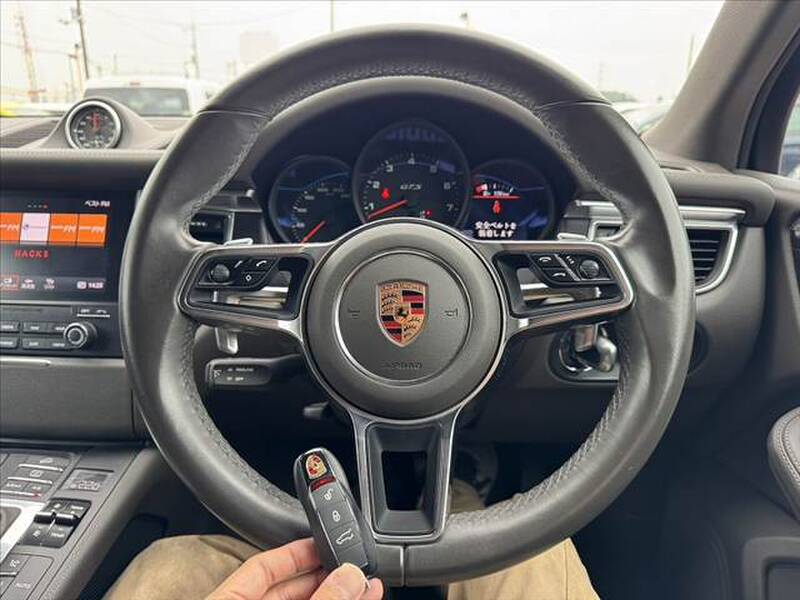 2016 PORSCHE MACAN for sale - more photos