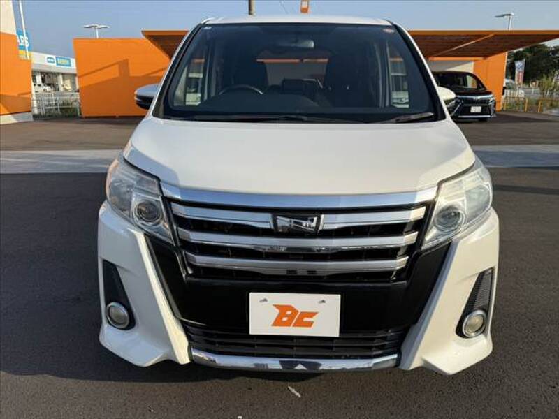 2014 TOYOTA NOAH for sale - photo 10