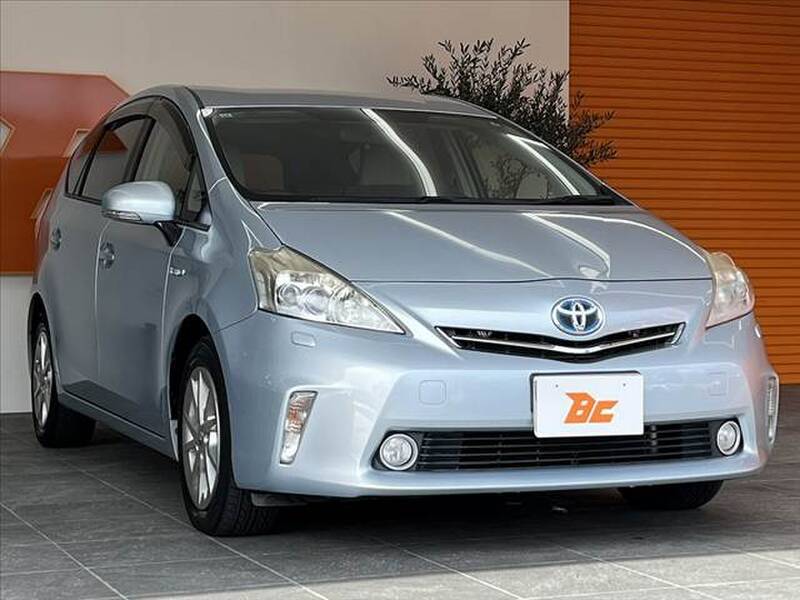 2011 TOYOTA PRIUS ALPHA for sale - photo 9