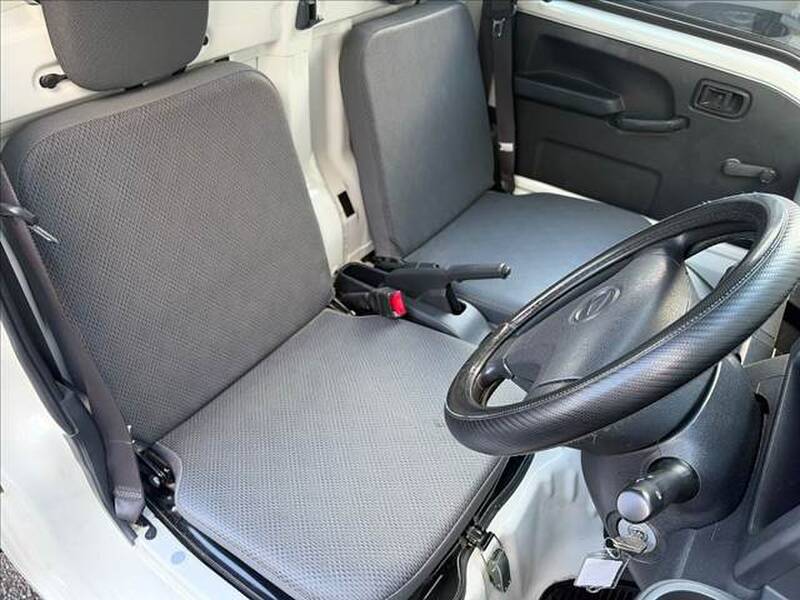 2015 DAIHATSU HIJET TRUCK for sale - photo 5