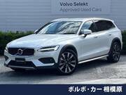 2021 VOLVO V60