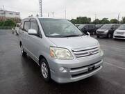 2007 TOYOTA NOAH X SPECIAL EDITION