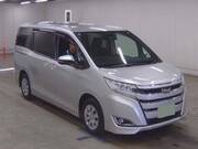 2021 TOYOTA NOAH X
