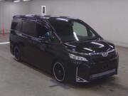 2017 TOYOTA VOXY V