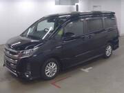 2017 TOYOTA NOAH