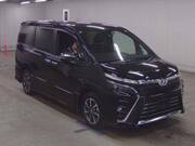 2018 TOYOTA VOXY