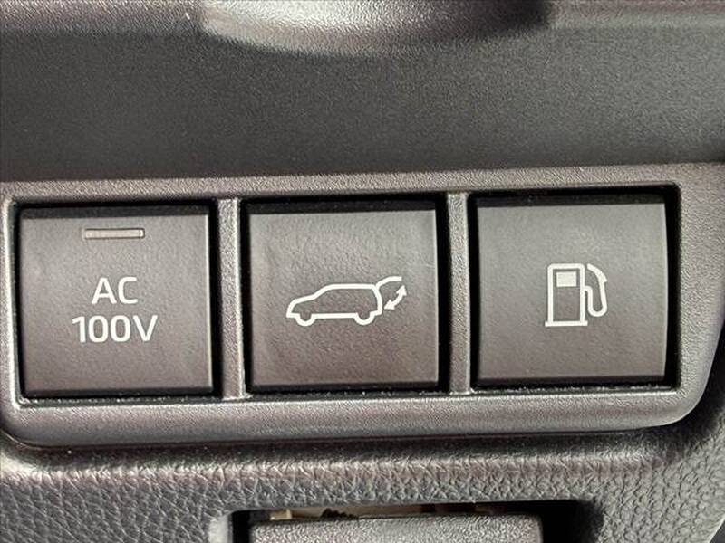2023 TOYOTA PRIUS for sale - more photos