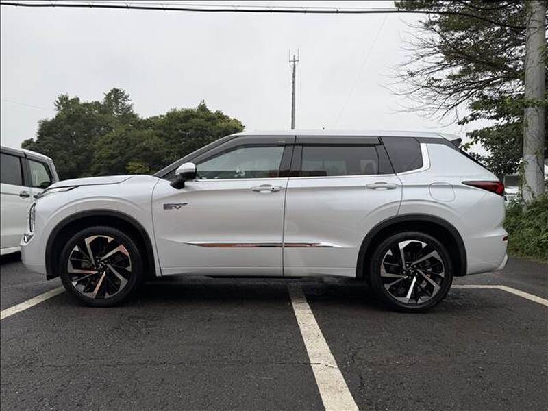 2022 MITSUBISHI OUTLANDER PHV for sale - photo 7