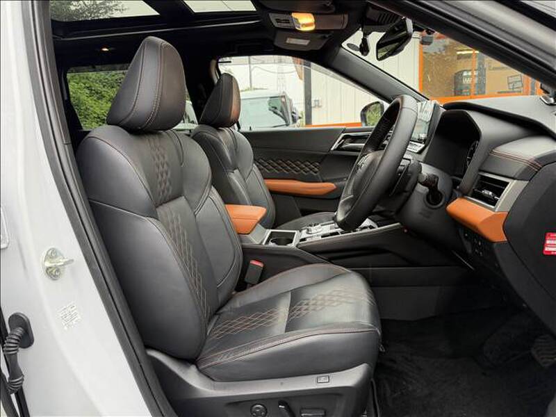 2022 MITSUBISHI OUTLANDER PHV for sale - photo 10