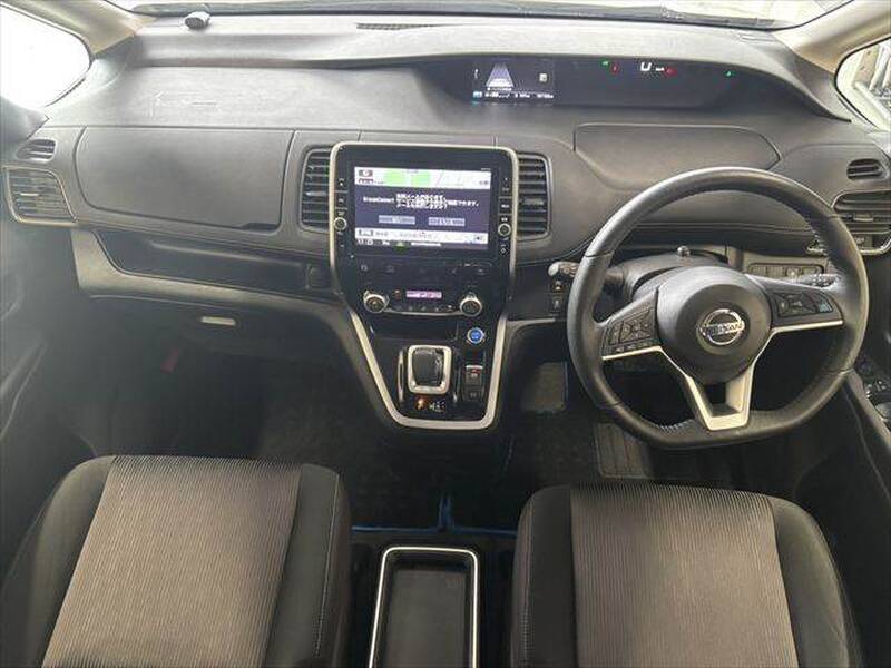 2018 NISSAN SERENA for sale - photo 4