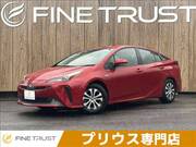 2019 TOYOTA PRIUS
