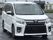 2016 TOYOTA VOXY