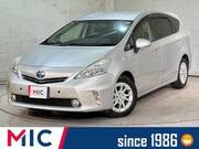 2012 TOYOTA PRIUS ALPHA S