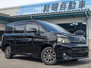 2012 TOYOTA VOXY
