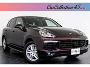 2015 PORSCHE CAYENNE