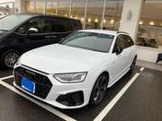 2023 AUDI A4 AVANT