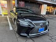 2017 LEXUS LS
