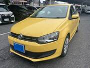 2011 VOLKSWAGEN POLO