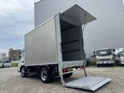 2019 FUSO CANTER