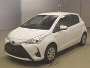 2019 TOYOTA VITZ