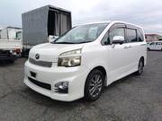 2011 TOYOTA VOXY