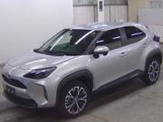 2021 TOYOTA YARIS CROSS HYBRID Z