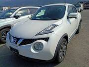 2015 NISSAN JUKE