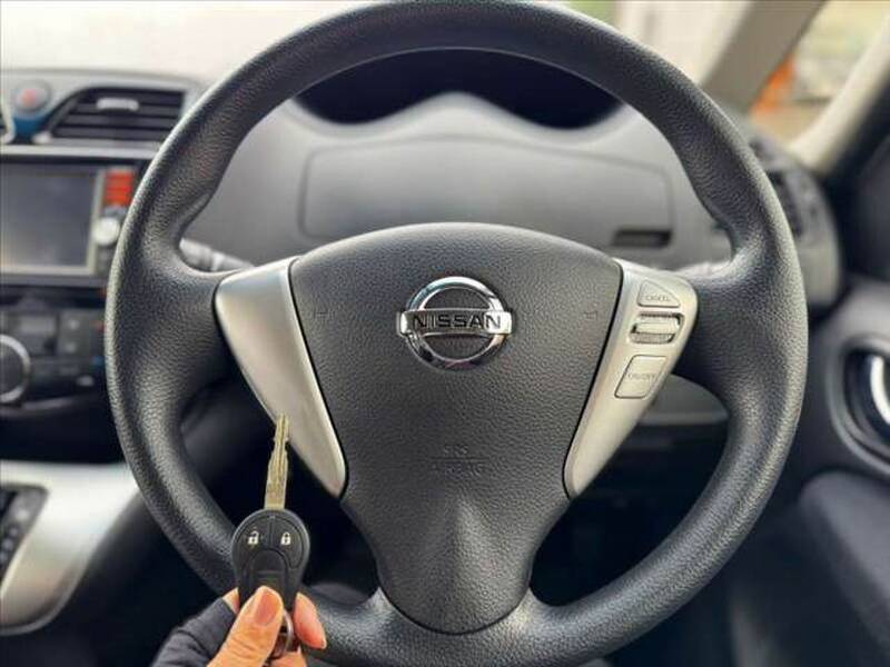 2015 NISSAN SERENA for sale - photo 5