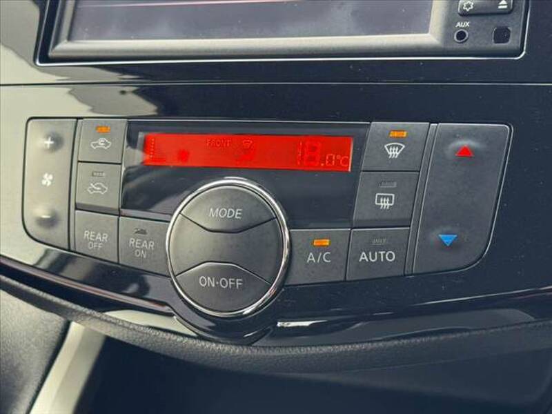 2015 NISSAN SERENA for sale - more photos