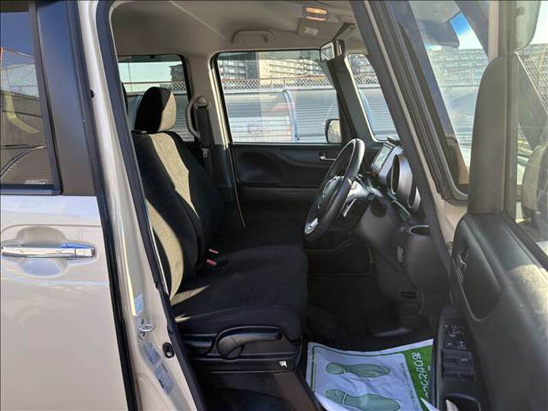 2016 HONDA N-BOX for sale - more photos