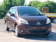 2013 TOYOTA VITZ JEWELA