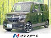2017 HONDA N-BOX CUSTOM