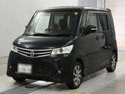 2012 NISSAN ROOX