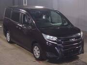 2017 TOYOTA NOAH X