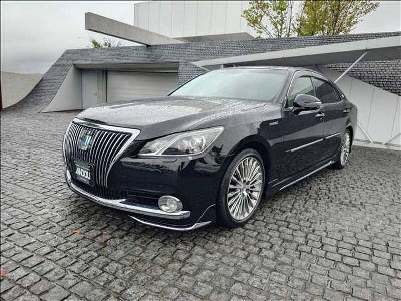 2014 TOYOTA CROWN MAJESTA for sale